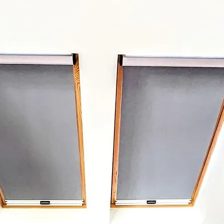 Apartamento Spacious & Attractive 600m-7minuta Hoda Od Centra, Mogucnost Za Parking-apartmani-nsmilos *